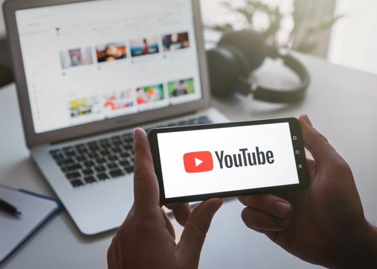 YouTube - Fuente externa.