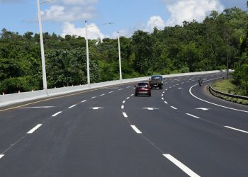 RD Vial informó que mantiene miles de kilómetros de carreteras y desarrolla programas de limpieza y asistencia vial en todo el país.