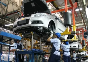 El Inegi precisó que el 75.5% de los vehículos producidos fueron camiones ligeros y el resto automóviles.