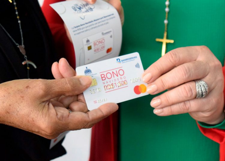 A su llegada al poder en agosto de 2020, el presidente Luis Abinader dispuso la continuación de los programas sociales.