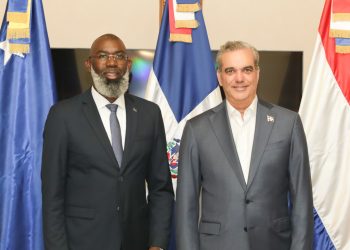 Gilmar Pisas y Luis Abinader. - Fuente externa.