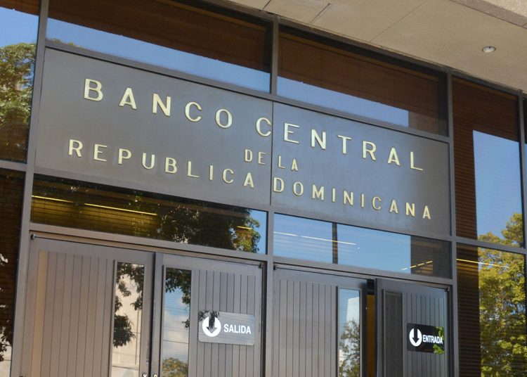 El Banco Central ha logrado frenar, en parte, la inflación importada con apoyo del Gobierno central.