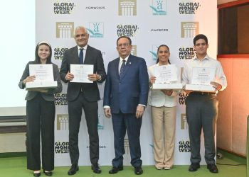 Esta competencia académica forma parte del programa de responsabilidad social institucional Aula Central para la Educación Económica y Financiera del BCRD.