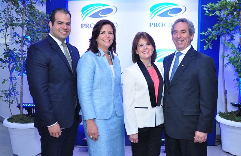 Luis Aparicio, Rosario Arvelo, Larissa Medrano y Mark Silverman.