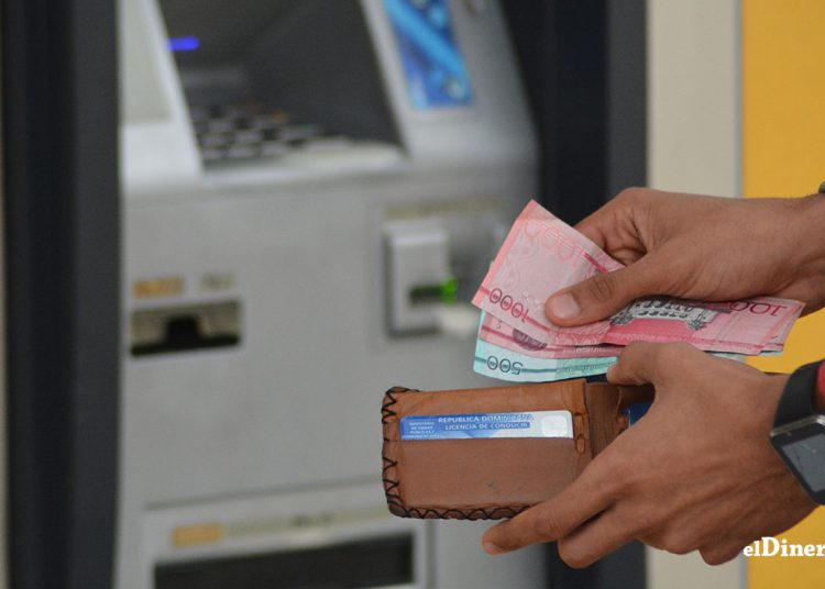 El 89.1% del total de captaciones del sistema se concentra en los bancos múltiples.