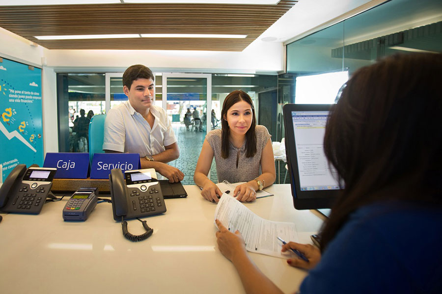 banco popular clientes jovenes