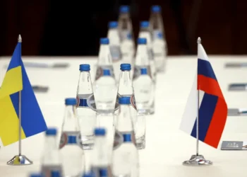 banderas_ucrania_rusia_reuters.png_423392900