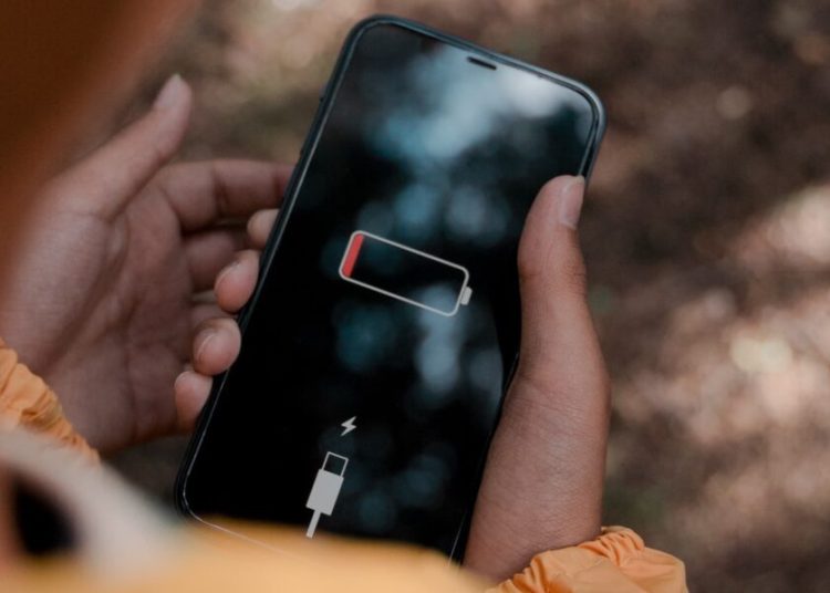 Android también ofrece opciones para extender la autonomía, como el modo ahorro, la restricción de 'apps'. Fuente externa.