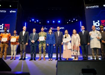 Las becas forman parte del programa Talento Digital RD.