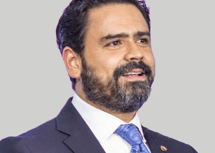 Bernardo Fuentes advirtió que República Dominicana enfrenta restricciones fiscales y monetarias ante el aumento del petróleo y la inflación global.