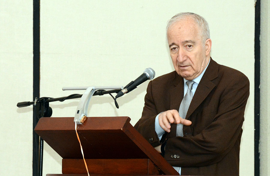 Bernardo Kliksberg, experto en sostenibilidad.