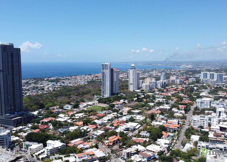 El Banco Interamericano de Desarrollo (BID) asegura hace falta más independencia y calidad en las instituciones. | Omar Marte