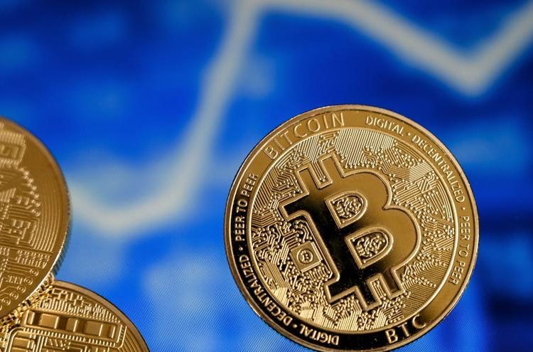 La caída del boitcóin alcanzó hasta el entorno de los US$51,300.