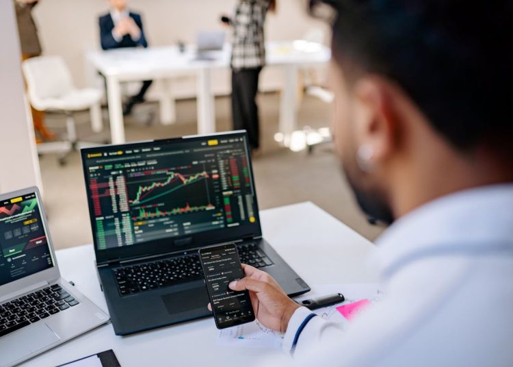 Al cierre de 2025, el mercado de valores de República Dominicana tiene registradas 178,571 cuentas de corretaje, lo que representa un aumento interanual del 12.5%.