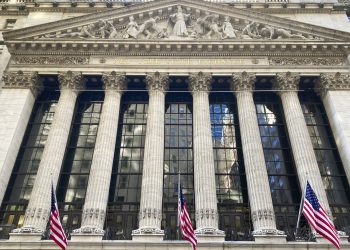 La compraventa de acciones o fondos indexados en NYSE Arca en el horario ampliado seguirá pasando por la infraestructura de liquidación Depository Trust & Clearing Corporation (DTCC), que también ha anunciado planes para ampliar sus horarios, indica la nota.
