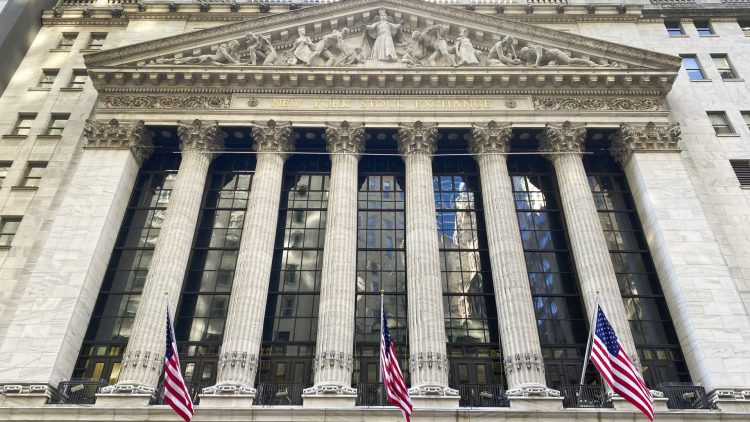 La compraventa de acciones o fondos indexados en NYSE Arca en el horario ampliado seguirá pasando por la infraestructura de liquidación Depository Trust & Clearing Corporation (DTCC), que también ha anunciado planes para ampliar sus horarios, indica la nota.
