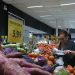 Resultado sorprende a expertos, que esperaban una tímida expansión de las ventas del 0.2% en la comparación mensual y del 1.3% en la interanual.