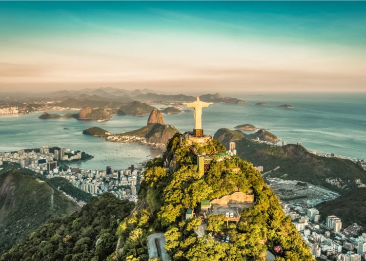 La tasa de paro de Brasil ha finalizado 2025 en 5.1%, la cifra más baja de la serie histórica iniciada en 2012, según los datos divulgados por el IBGE.