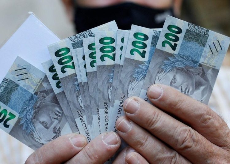 En números absolutos, el déficit fiscal nominal fue de unos US$160,000 millones en los últimos doce meses.