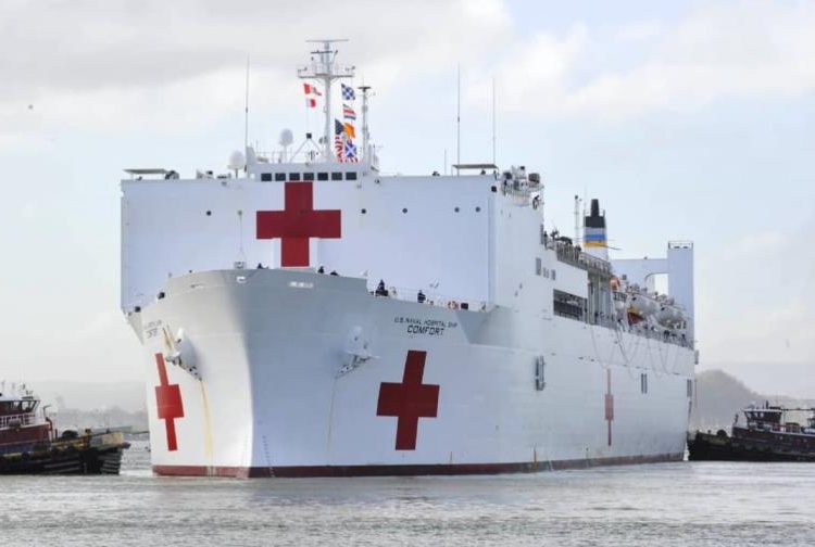 A bordo del Comfort, un buque hospital con 1,000 camas, también habrá un equipo veterinario de las Fuerzas Armadas estadounidenses para capacitar a las clínicas locales de cada país.