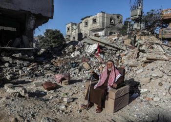 Esta pérdida total de 390,000 puestos de trabajo en las dos zonas que conforman el Territorio Palestino Ocupado se traduce en una pérdida de ingresos laborales diarios de US$16 millones. - Fuente externa.