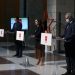 La presidenta madrileña, Isabel Díaz Ayuso, el vicepresidente madrileño, Ignacio Aguado (izda), y el consejero de Sanidad de Madrid, Enrique Ruiz, ofrecen una rueda de prensa para anunciar las restricciones de movilidad para hacer frente al coronavirus. | Juanjo Martín, EFE.