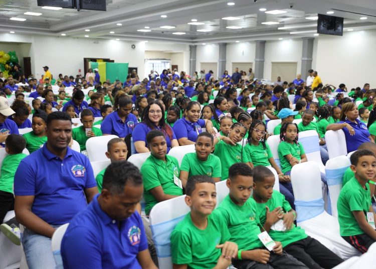 Durante el desarrollo de las diferentes actividades, se ofrecerá charla sobre "la cooperación y el ahorro para el desarrollo de los niños y niñas”, a cargo de la psicóloga Diuveydi Figuereo Sicó.