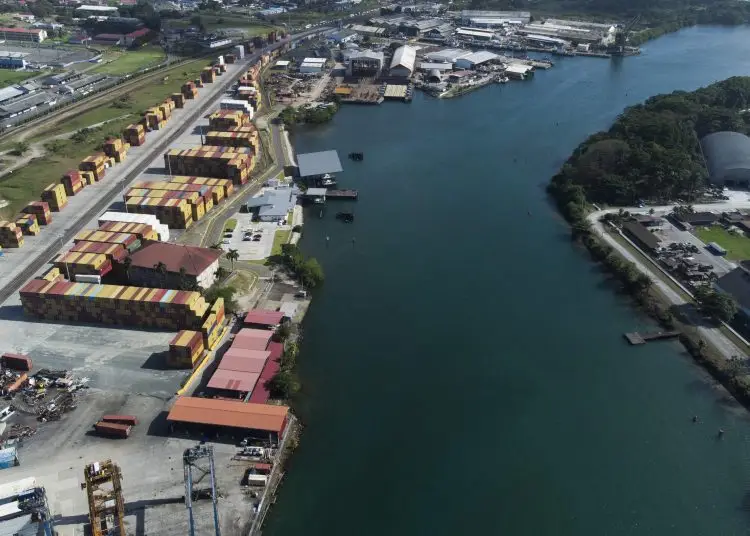 Se refirió a las acusaciones vertidas por el presidente Donald Trump y su equipo de que China controla el Canal de Panamá, algo que dijo "es totalmente falso".