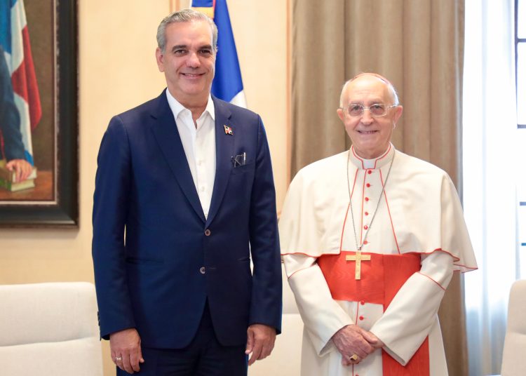 En el encuentro que se realizó en el Salón Privado del Palacio Nacional.
