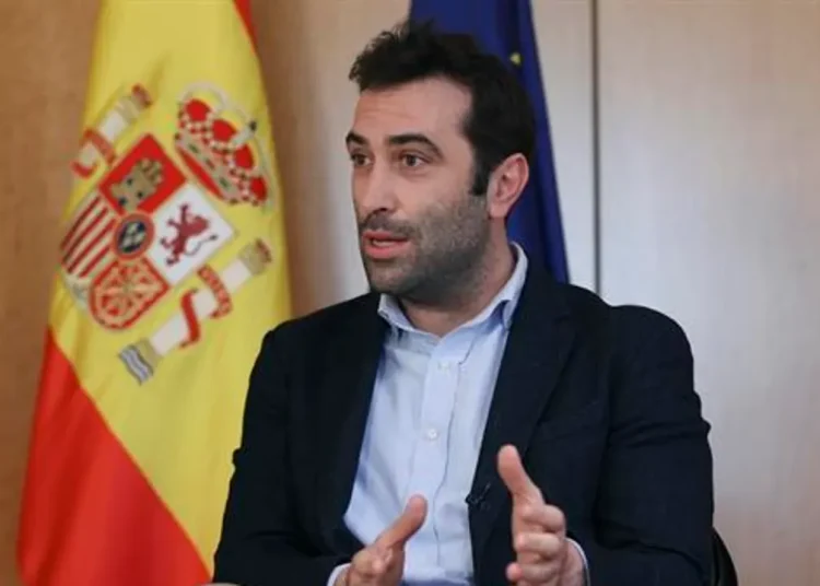 El ministro español de Economía participará en un debate sobre políticas públicas, geopolítica y colaboración en materia de seguridad económica en la Universidad de Ottawa.