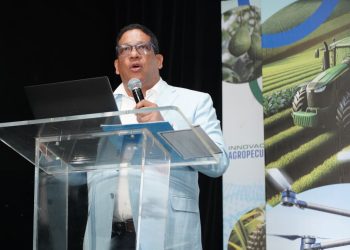 Según Pimentel, el marco legal establece que al menos el 30% del presupuesto de compra pública debe destinarse a las micro, pequeñas y medianas empresas.