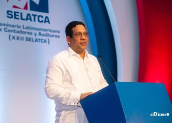 Carlos Pimentel, director de Contrataciones Públicas.