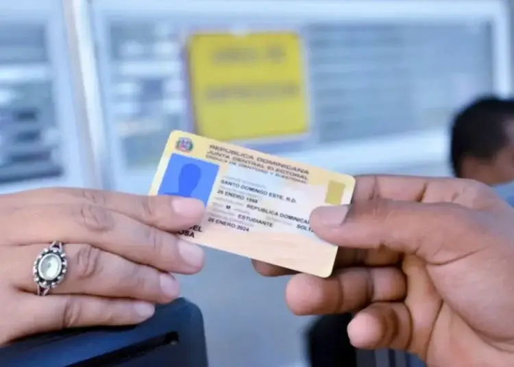 Jáquez habló de esa manera durante una nueva presentación del proyecto de renovación de la cédula de identidad y electoral, en un encuentro con diversas organizaciones políticas.