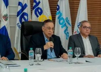 Marranzini destacó la instalación de 550,000 medidores inteligentes en 2024.