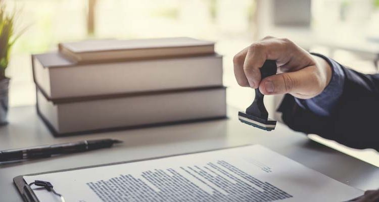 La importancia de la acreditación es que el país destino no tenga que repetir una prueba. - Fuente externa.
