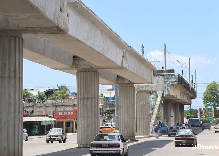 Fermín López advierte extensión del Metro hacia Punta de Villa Mella podría reduccir productividad del sector transporte.