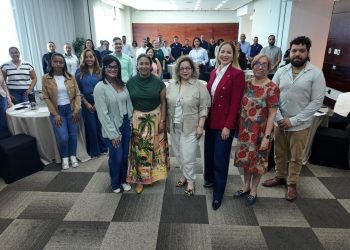 Los participantes analizaron el impacto de expresiones que pueden presentar la violencia contra las mujeres como un asunto privado.