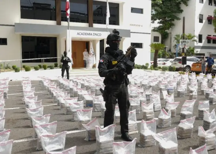 Las autoridades dominicanas, junto a la DEA de Estados Unidos, pusieron en marcha en las últimas horas la denominada "Operación Panthera 7" contra la red criminal a la que se le ocupó el alijo.