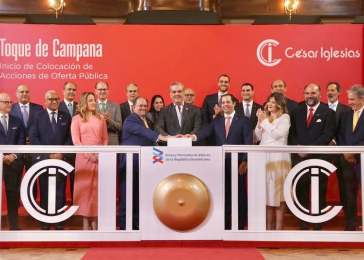 El presidente Luis Abinader encabezó el acto simbólico de apertura de acciones de César Iglesias.