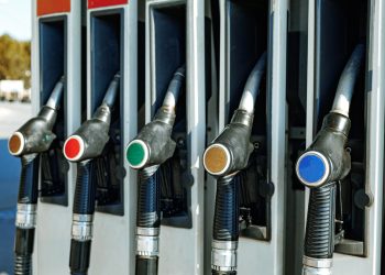 Expendio de combustibles. - Fuente externa.