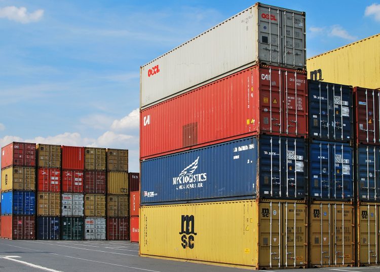 Brasil, la mayor potencia económica de América Latina, incrementó un 3.2% sus exportaciones entre enero y marzo pasados.