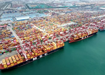 El valor de los intercambios comerciales entre China y Estados Unidos descendió un 16.9% en los primeros dos meses de 2026.