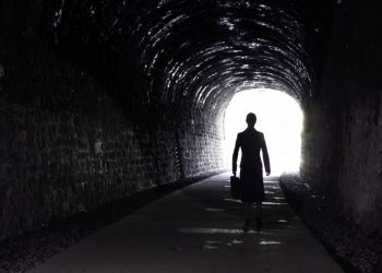 Siente que, aunque “paga y paga”, su capital adeudado sigue “intacto” y desea salir de esa situación pero no sabe cómo. | Fuente externa