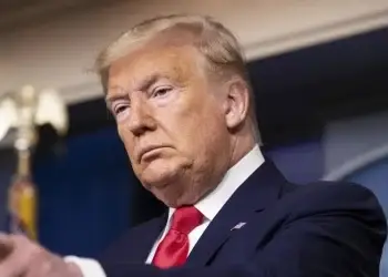 El Gobierno de Donald Trump prohibió ayer a Harvard matricular en adelante a estudiantes extranjeros, en una grave escalada en el conflicto que los enfrenta desde hace varios meses.