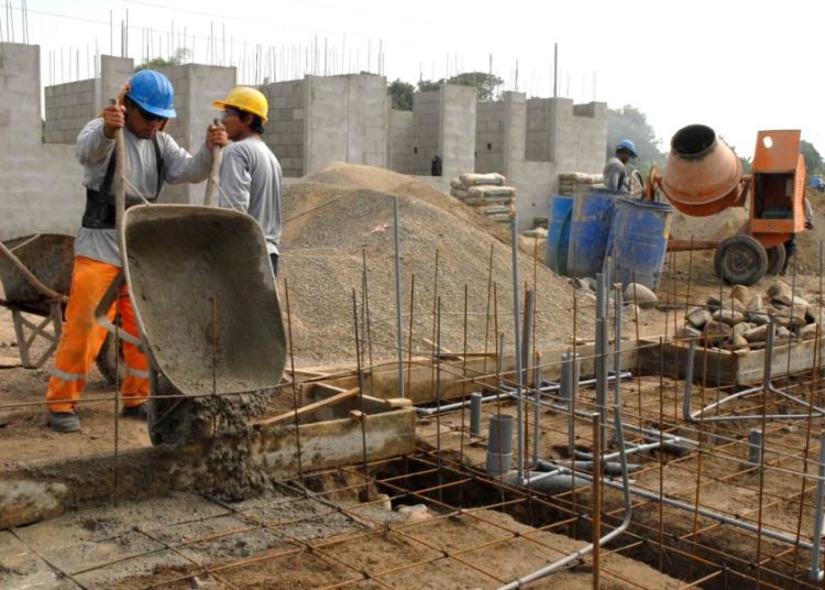 Los datos de junio muestran un aumento en el ritmo de derrumbe interanual del sector, tras la leve desaceleración lograda en mayo (-32.6%) luego de que el indicador llegara a desplomarse un 42.2% en marzo y un 37.3%.