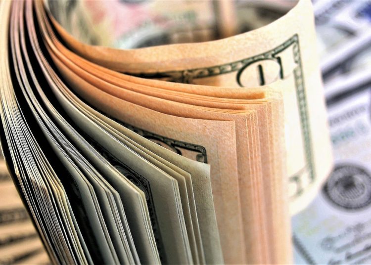 Dólar. Pixabay.