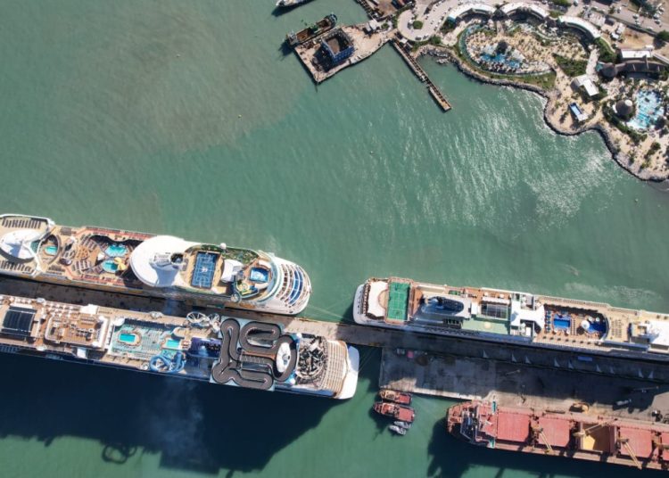 Otros destinos como La Romana, Samaná y Cap Cana continúan en expansión, con 12 cruceros adicionales.