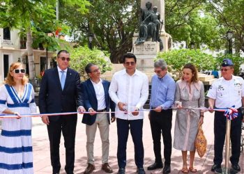 Collado destacó la importancia de esas dos obras.