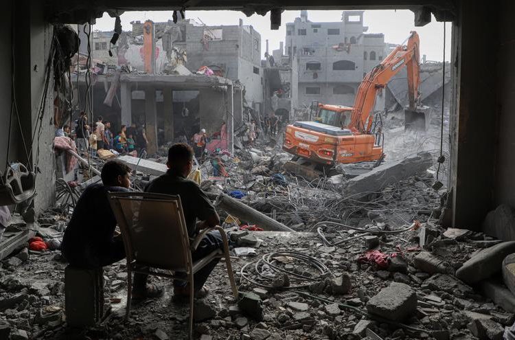 Hamás ha publicado una lista con los nombres de 6,747 personas que murieron en Gaza entre el 7 y el 26 de octubre por los bombardeos israelíes. - Fuente externa.