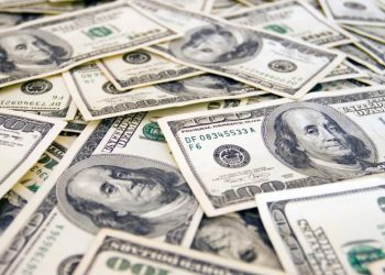 El mandatario dijo que esa deuda debe ser pagada en "estos dos años".